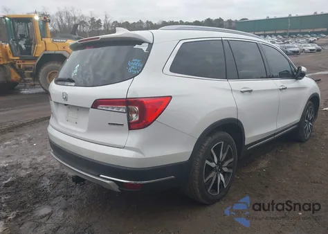 2022 Honda Pilot 2Wd Touring 8 Passenger z USA, uszkodzony, nr VIN 5FNYF5H97NB005478